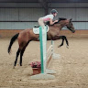 Meet your Posher, Stephanie